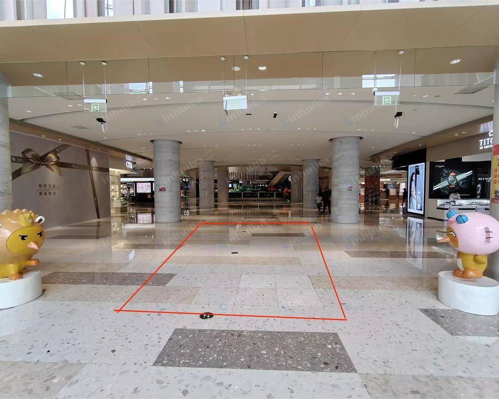 扬州金鹰国际购物中心江都店 - 一楼1号门入口处