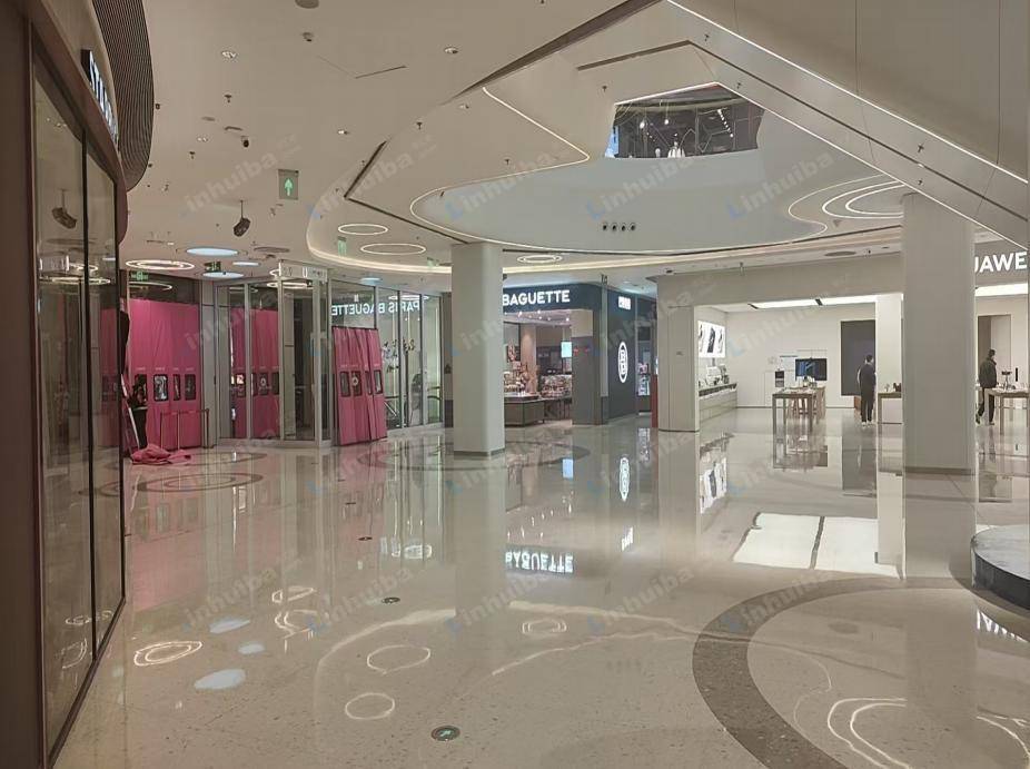 太原龙湖万达广场 - 一层连廊