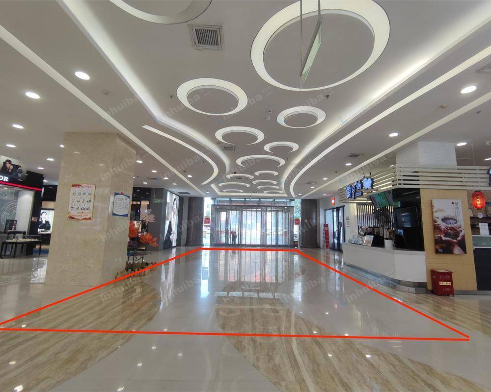 驻马店乐山商场总店 - 一楼大中庭
