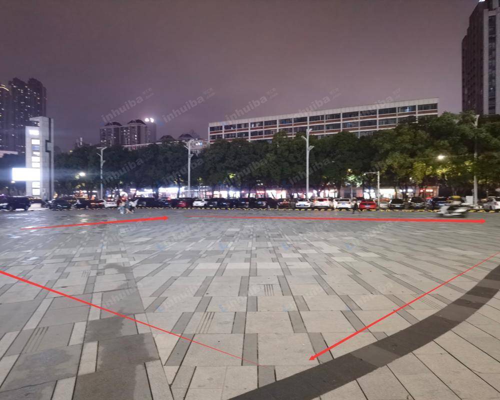 南昌T16购物中心 - 一层外广场