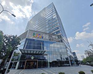 B1层商业扶梯口