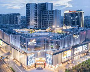 A馆一层盒马门口